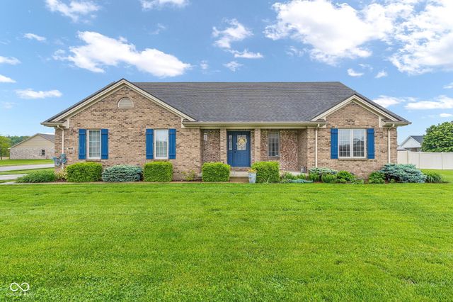 5243 Chloe Lane, Seymour, IN 47274