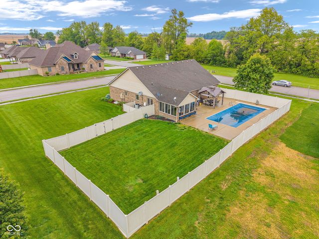 5243 Chloe Lane, Seymour, IN 47274