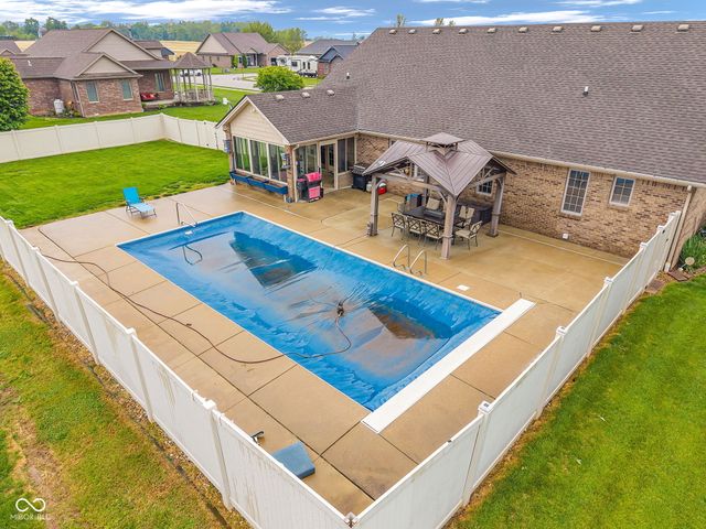 5243 Chloe Lane, Seymour, IN 47274