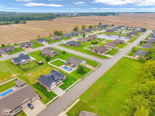 5243 Chloe Lane, Seymour, IN 47274