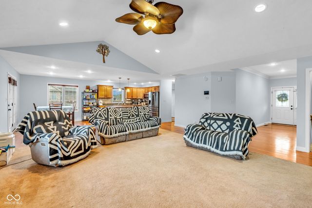 5243 Chloe Lane, Seymour, IN 47274