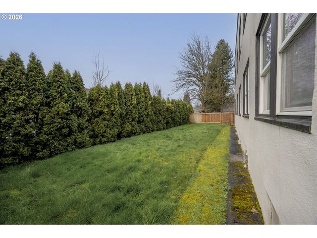 4763 N LOMBARD St 7, Portland, OR 97203