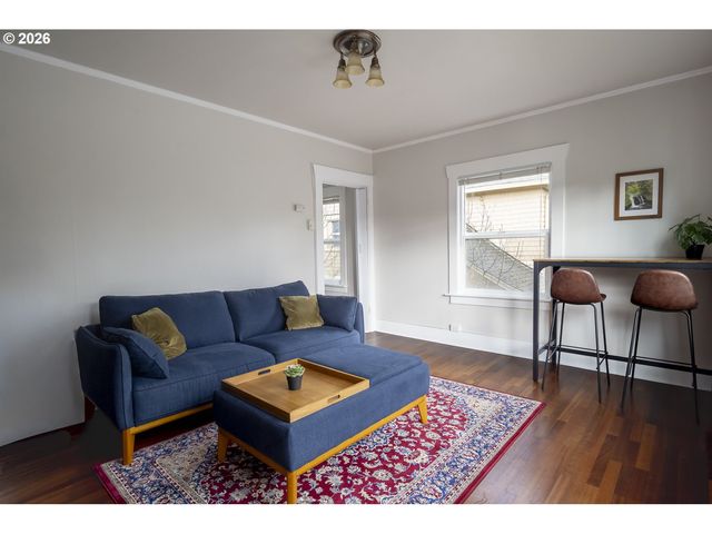 4763 N LOMBARD St 7, Portland, OR 97203