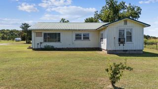 7615 N 447 Road, Spavinaw, OK 74366