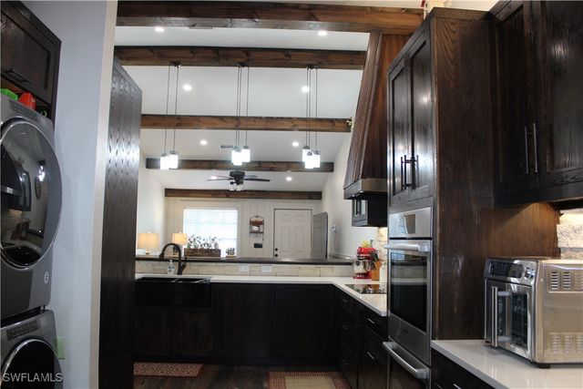 6285 Parkers Hammock RD B, Naples, FL 34112