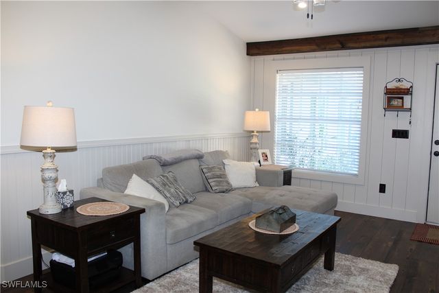 6285 Parkers Hammock RD B, Naples, FL 34112