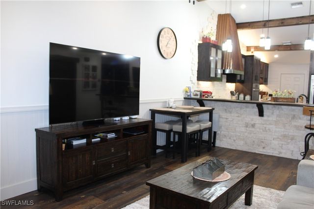 6285 Parkers Hammock RD B, Naples, FL 34112