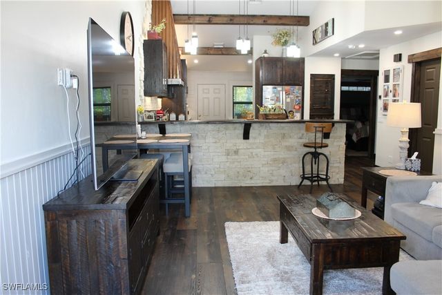 6285 Parkers Hammock RD B, Naples, FL 34112