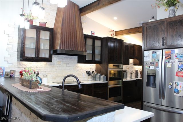 6285 Parkers Hammock RD B, Naples, FL 34112