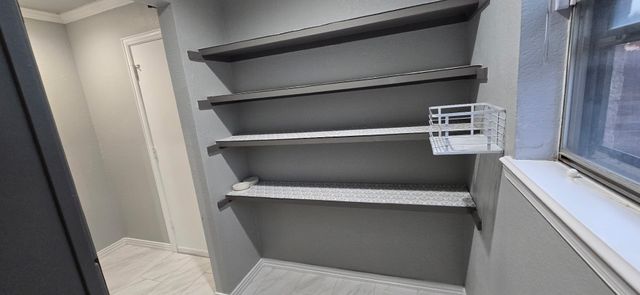 509 Royal Valley Road, Grand Prairie, TX 75052