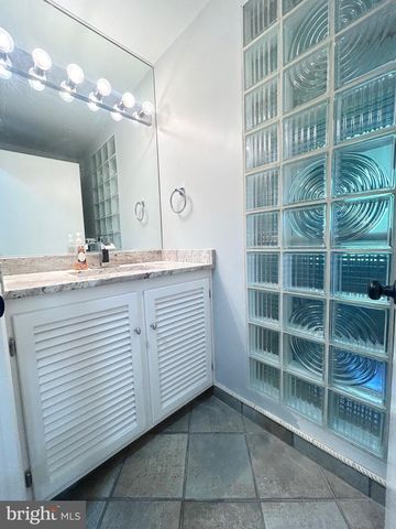 1100 WYOMISSING BLVD, Wyomissing, PA 19610