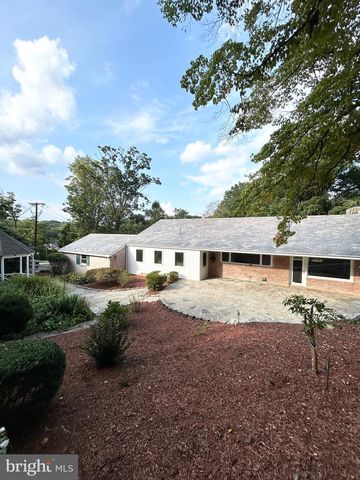 1100 WYOMISSING BLVD, Wyomissing, PA 19610