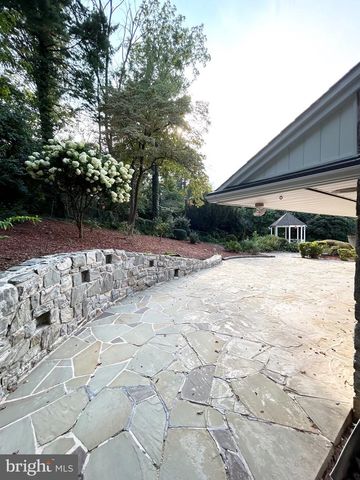 1100 WYOMISSING BLVD, Wyomissing, PA 19610