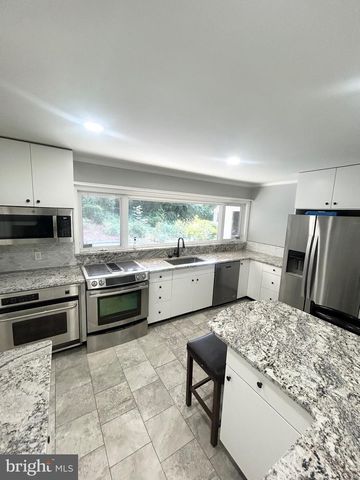 1100 WYOMISSING BLVD, Wyomissing, PA 19610