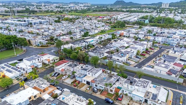 5 PARQUE DE TORRIMAR H-6, Guaynabo, PR 00966