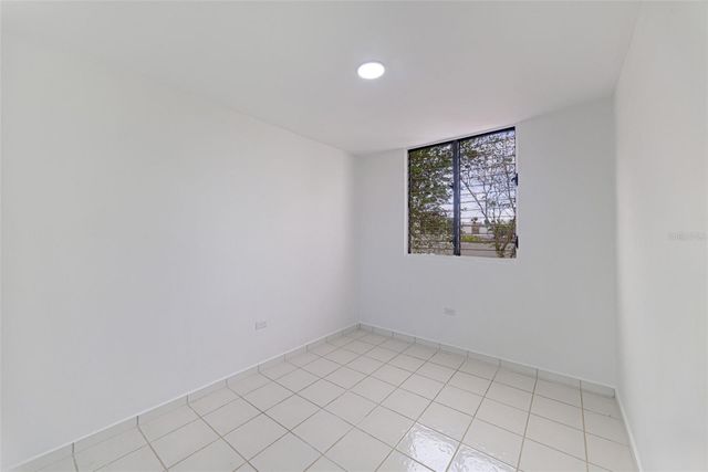 5 PARQUE DE TORRIMAR H-6, Guaynabo, PR 00966