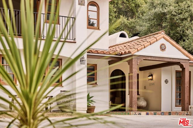 3268 Serra Road, Malibu, CA 90265