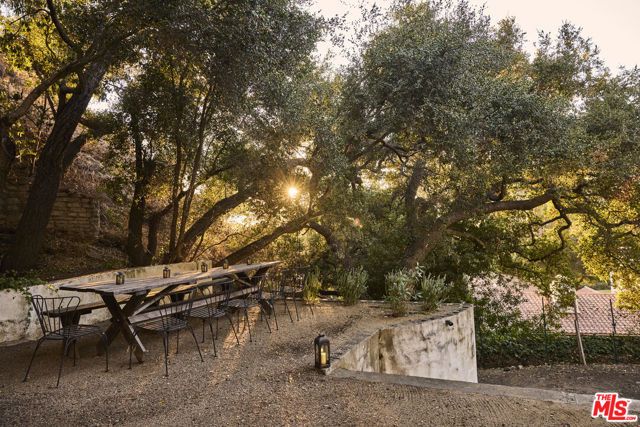 3268 Serra Road, Malibu, CA 90265