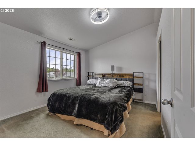 834 GRANT St, Lafayette, OR 97127