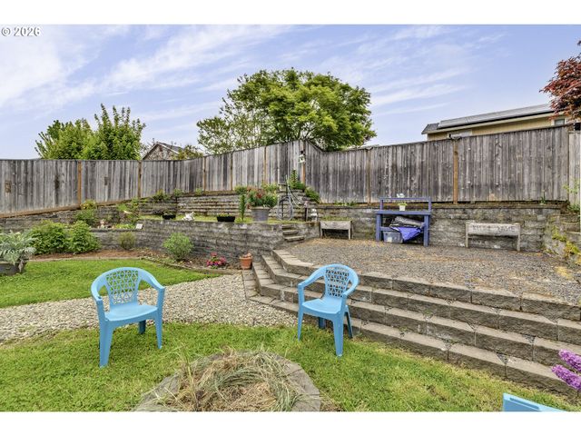 834 GRANT St, Lafayette, OR 97127