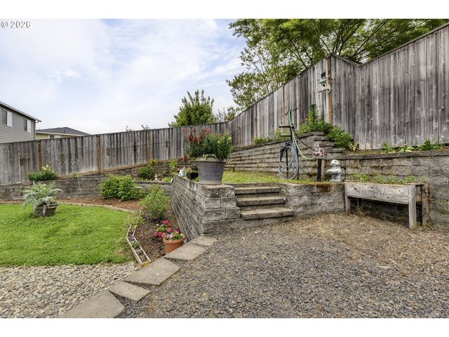 834 GRANT St, Lafayette, OR 97127