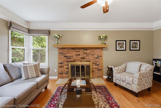 1981 Condor Drive, Troy, MI 48084