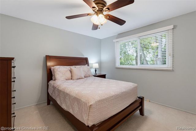 1981 Condor Drive, Troy, MI 48084