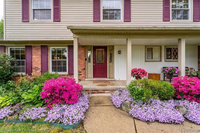 1981 Condor Drive, Troy, MI 48084