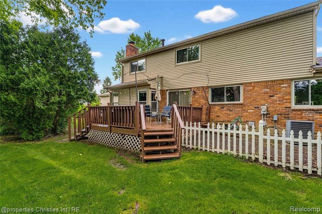 1981 Condor Drive, Troy, MI 48084