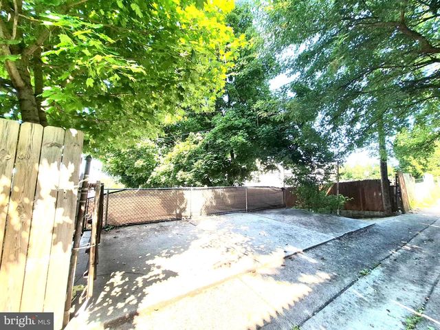 1247 OLEY ST, Reading, PA 19604