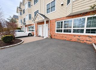 153 Montgomery Avenue B, Scarsdale, NY 10583