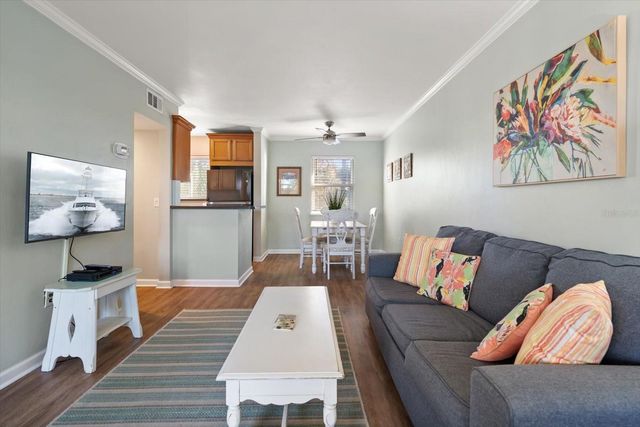 1101 VICTORIA DRIVE 17, Dunedin, FL 34698