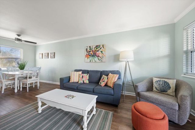 1101 VICTORIA DRIVE 17, Dunedin, FL 34698