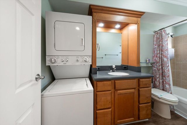 1101 VICTORIA DRIVE 17, Dunedin, FL 34698