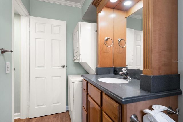 1101 VICTORIA DRIVE 17, Dunedin, FL 34698