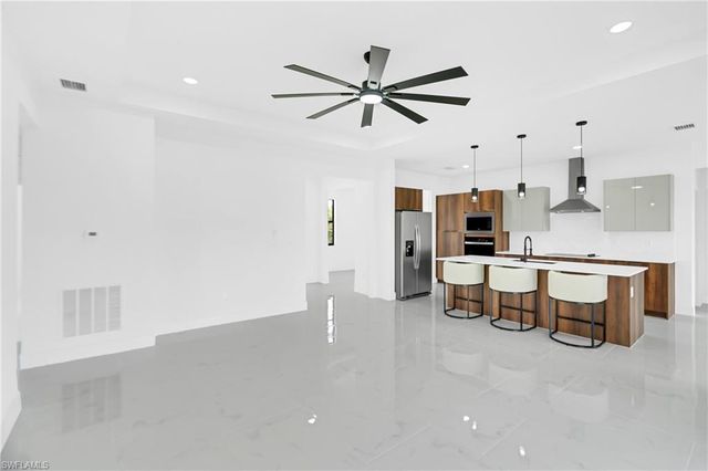 1026 FAYETTE AVE, Lehigh Acres, FL 33974