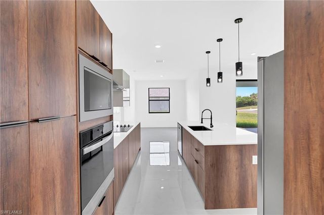 1026 FAYETTE AVE, Lehigh Acres, FL 33974