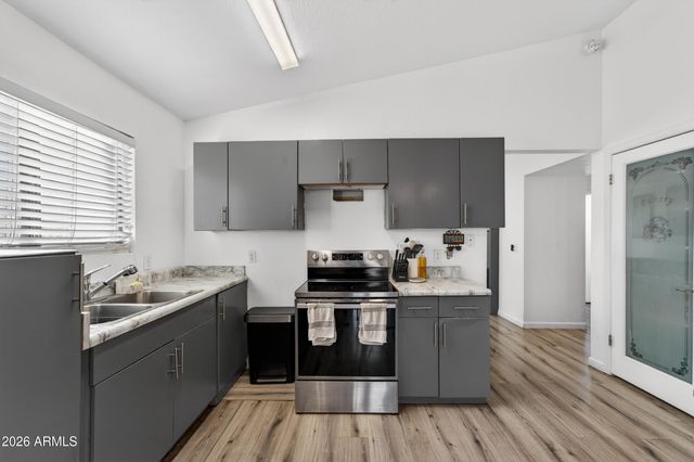 4827 N 87th Ave Avenue, Phoenix, AZ 85037