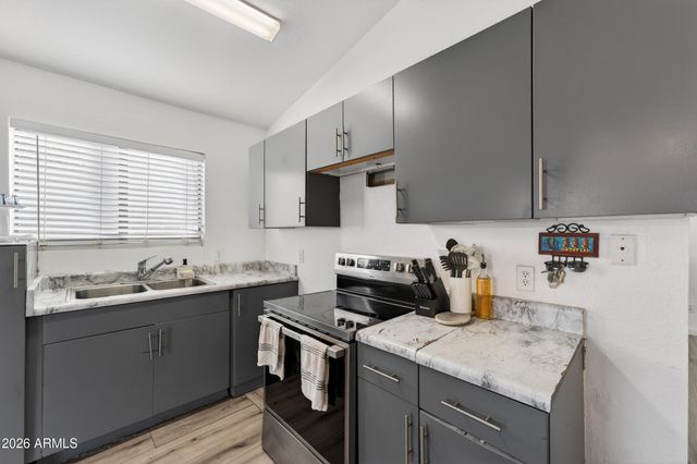4827 N 87th Ave Avenue, Phoenix, AZ 85037