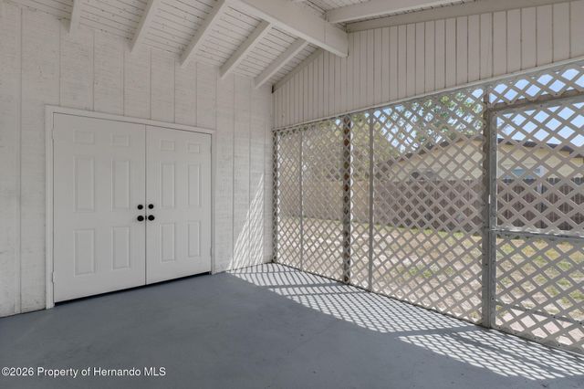 4668 Crescent Road, Spring Hill, FL 34606