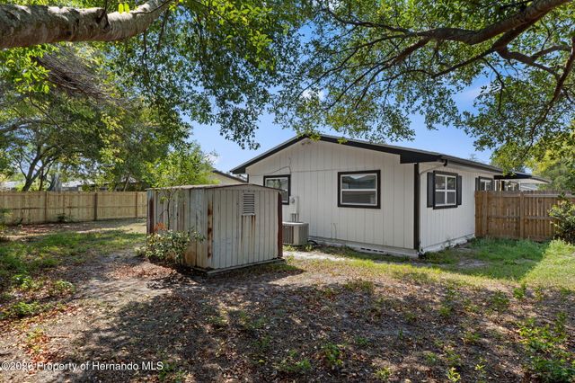 4668 Crescent Road, Spring Hill, FL 34606