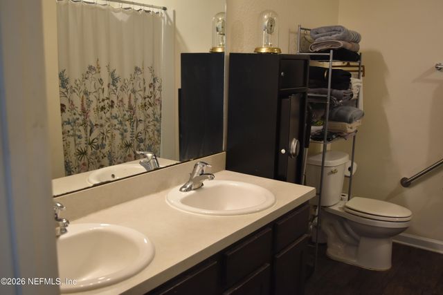 5756 CALVARY Drive, Jacksonville, FL 32244
