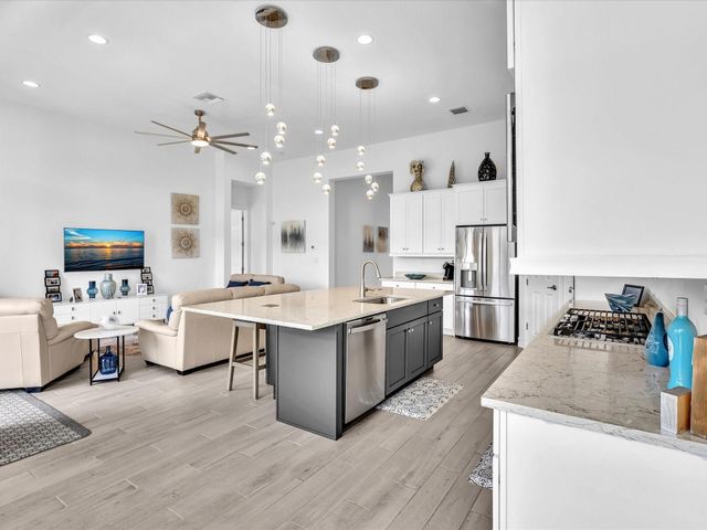 8928 E Bastille Cir Circle, Parkland, FL 33076