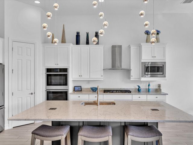 8928 E Bastille Cir Circle, Parkland, FL 33076