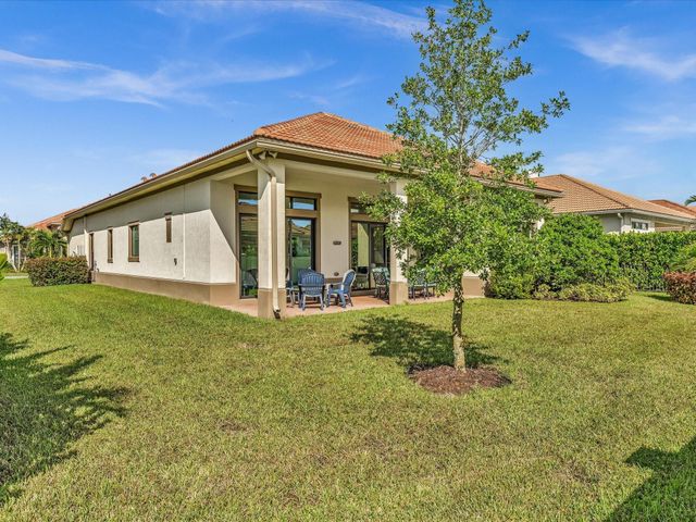 8928 E Bastille Cir Circle, Parkland, FL 33076