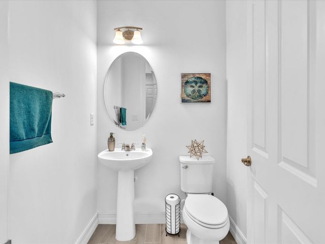 8928 E Bastille Cir Circle, Parkland, FL 33076