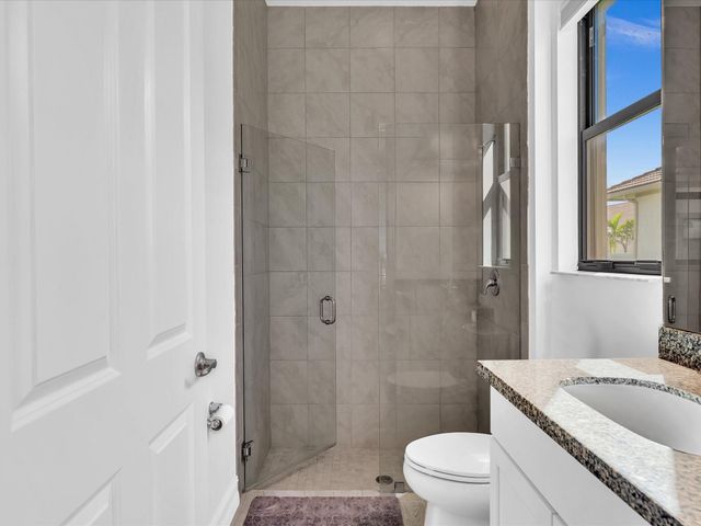 8928 E Bastille Cir Circle, Parkland, FL 33076