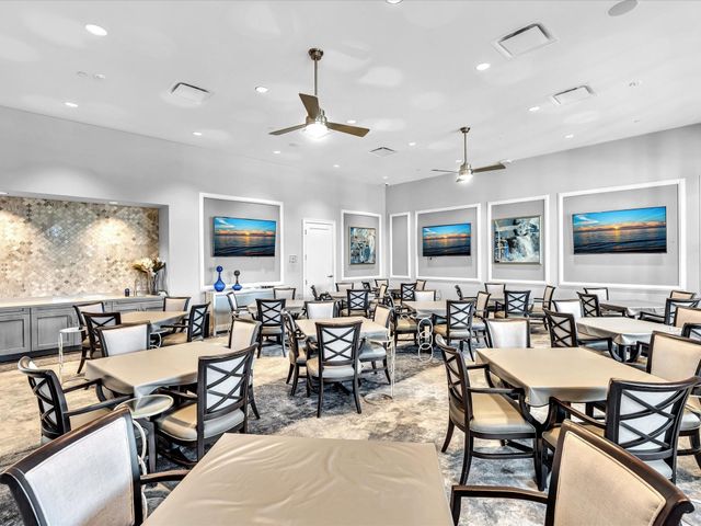 8928 E Bastille Cir Circle, Parkland, FL 33076