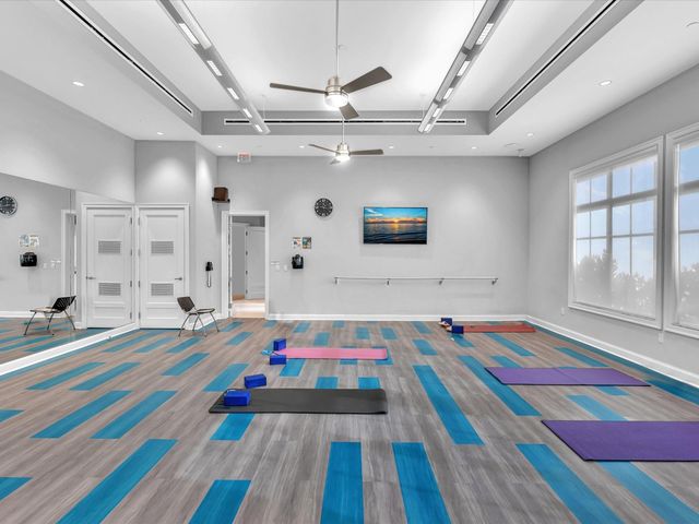 8928 E Bastille Cir Circle, Parkland, FL 33076