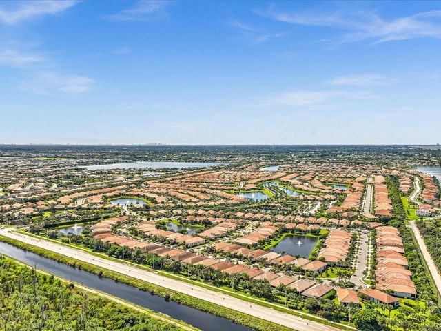 8928 E Bastille Cir Circle, Parkland, FL 33076